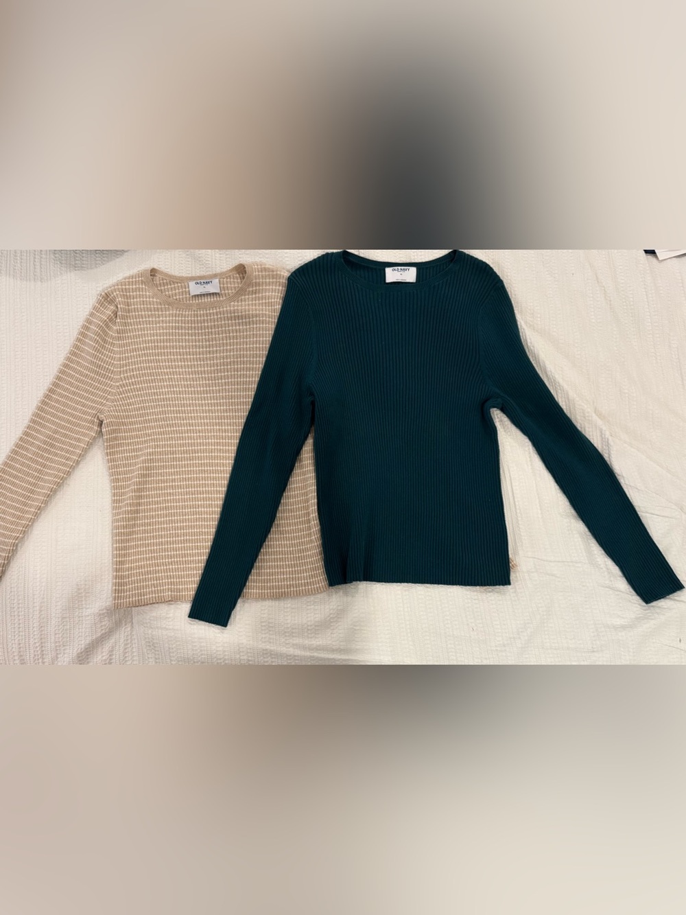 2 Old Navy Sosoft Women's Ribbed Crew Sweaters Taupe and White Striped and Green